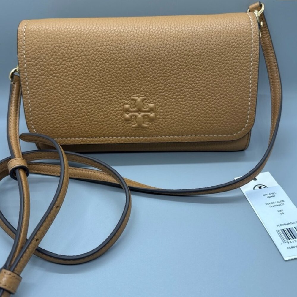 New Tory burch Thea flat wallet crossbody with zip cardholder wallet

100% auth